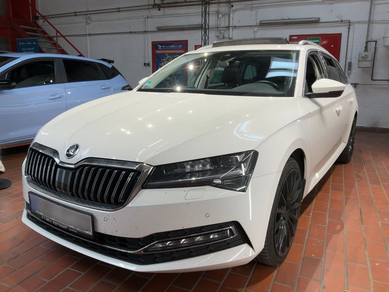 Skoda Superb 2.0 TDI Style 2019 – снимка 1