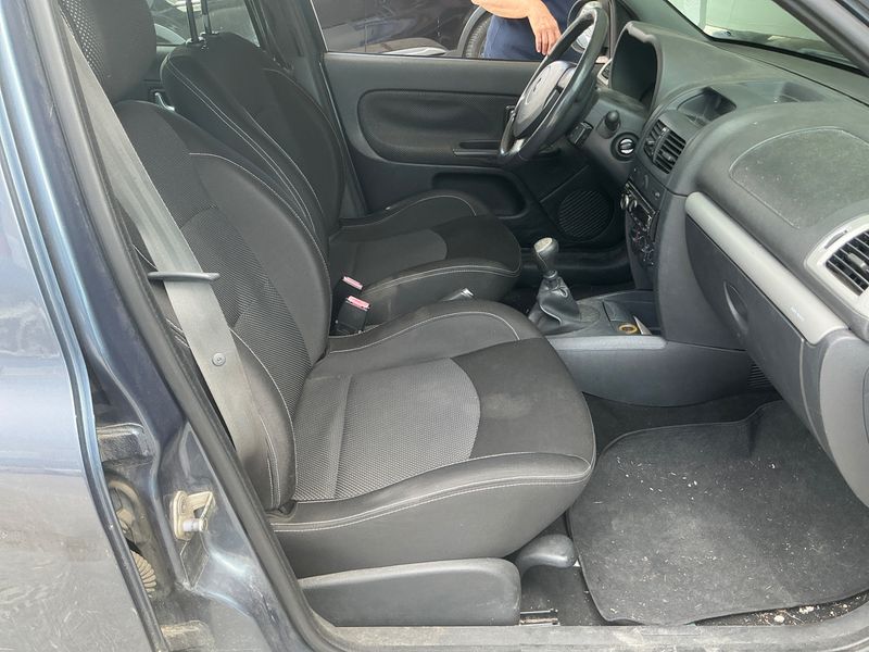 Renault Clio 1.2 LPG Campus.com 2010 – снимка 3