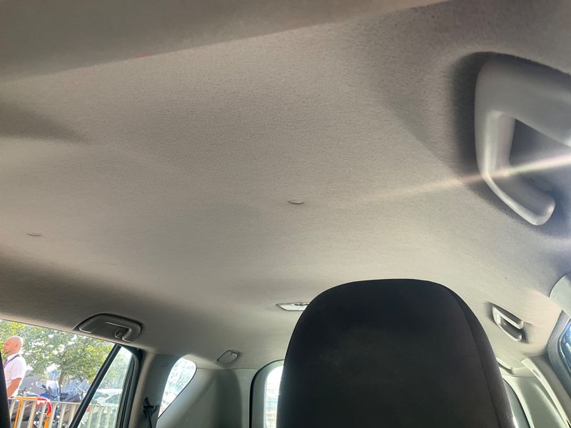 Toyota RAV 4 2.0 Active 2011 – снимка 35