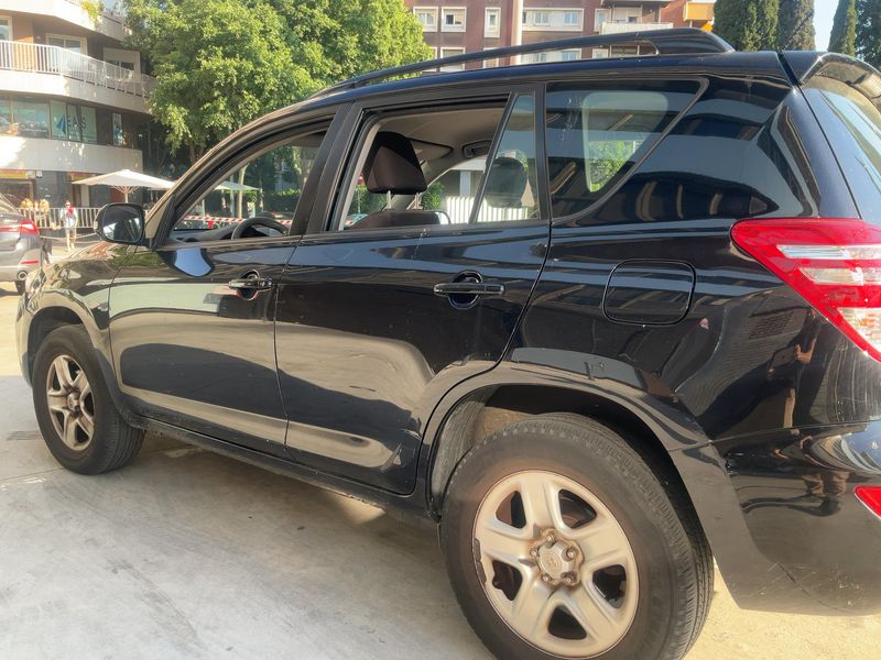 Toyota RAV 4 2.0 Active 2011 – снимка 4