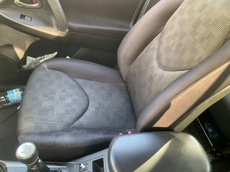 Toyota RAV 4 2.0 Active 2011 – снимка 33