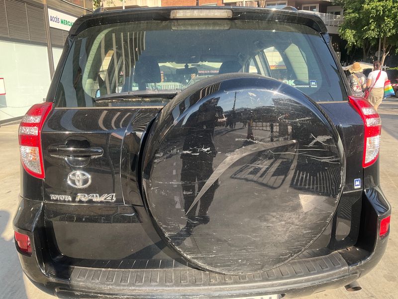 Toyota RAV 4 2.0 Active 2011 – снимка 38