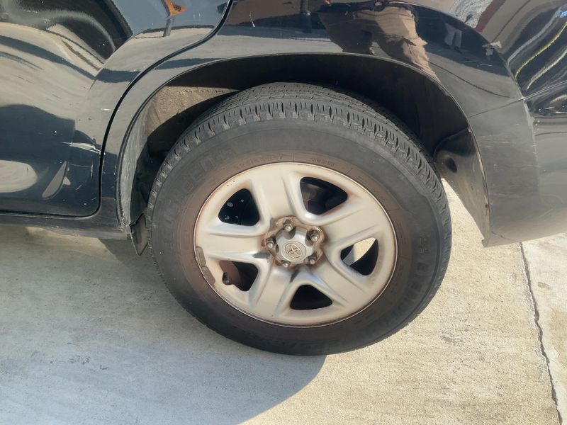 Toyota RAV 4 2.0 Active 2011 – снимка 5