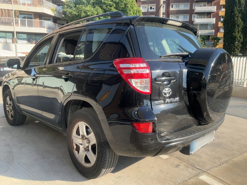 Toyota RAV 4 2.0 Active 2011 – снимка 6