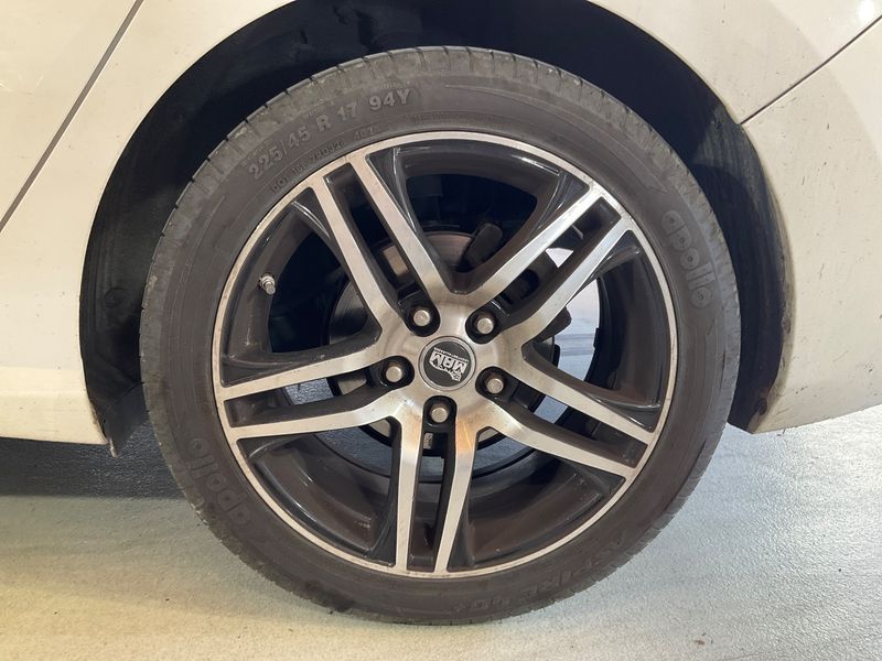 Hyundai i30 1.4 Europe plus 2014 – снимка 5