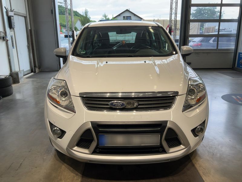 Ford Kuga 2.0 TDCi Titanium 2011 – снимка 14