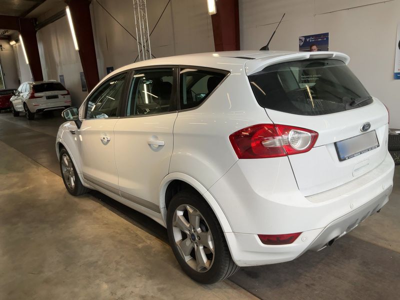 Ford Kuga 2.0 TDCi Titanium 2011 – снимка 6