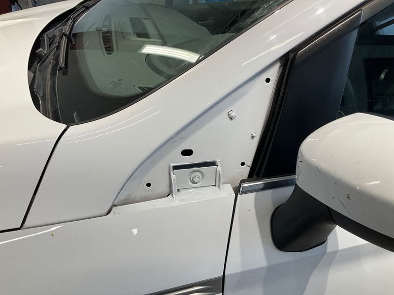 Ford Kuga 2.0 TDCi Titanium 2011 – снимка 30