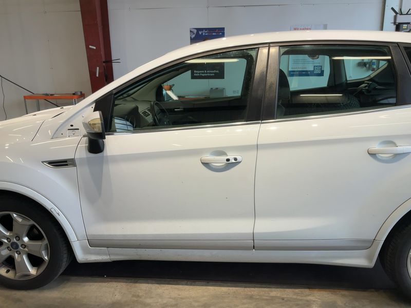 Ford Kuga 2.0 TDCi Titanium 2011 – снимка 4