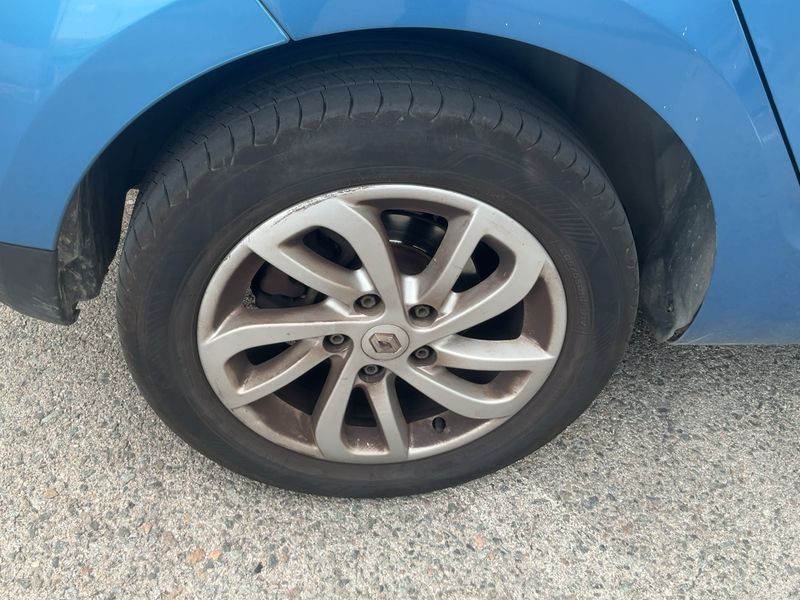 Renault Megane 1.5 dCi Dynamique 2012 – снимка 9