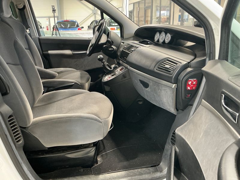 Peugeot 807 2.0 HDi Premium 2011 – снимка 3
