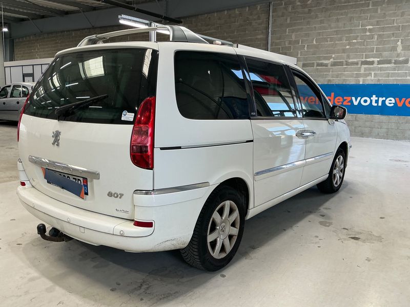 Peugeot 807 2.0 HDi Premium 2011 – снимка 2