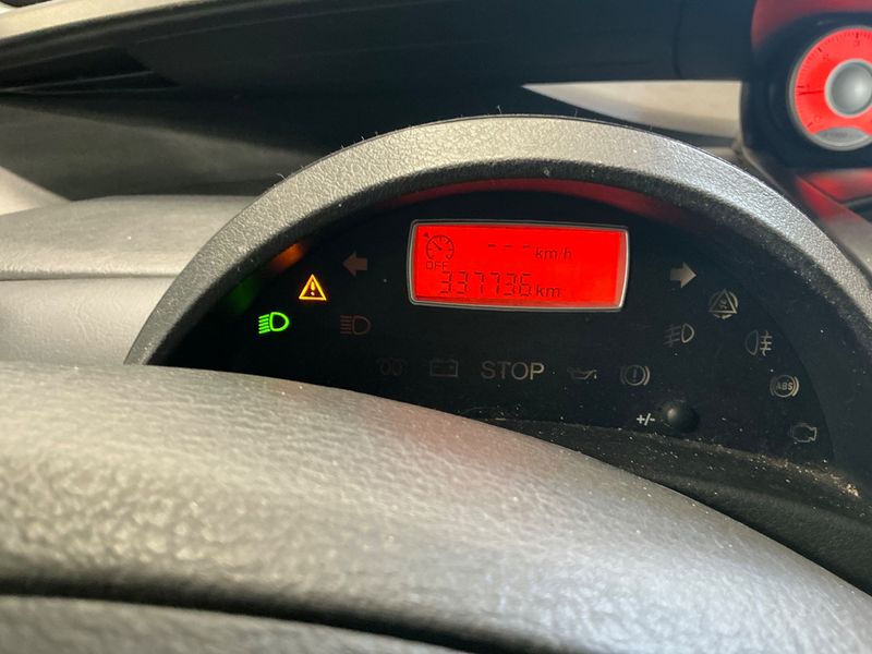 Peugeot 807 2.0 HDi Premium 2011 – снимка 4