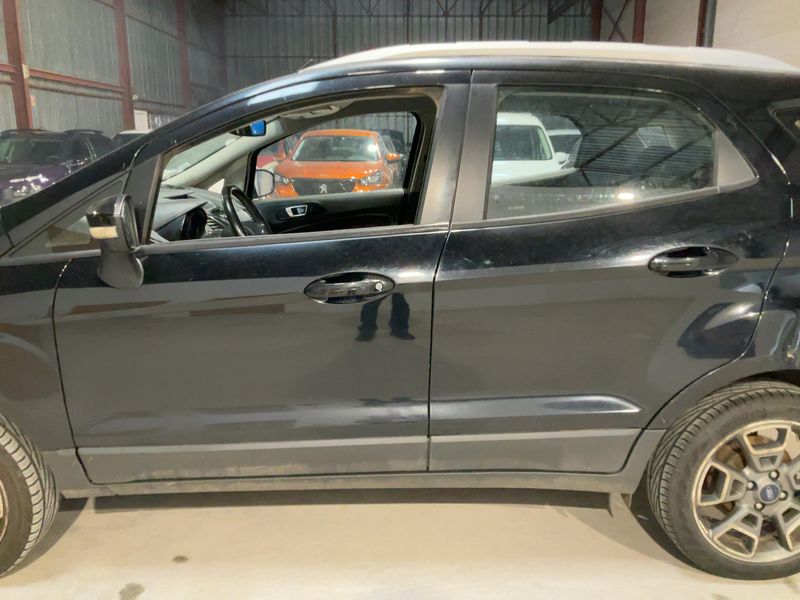 Ford EcoSport 1.0 EcoBoost Titanium 2015 – снимка 4