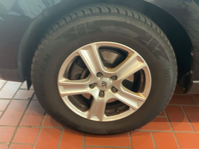 Hyundai ix35 1.6 Trend Blue 2WD 2014 – снимка 3