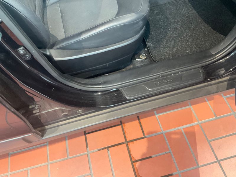 Hyundai ix35 1.6 Trend Blue 2WD 2014 – снимка 41