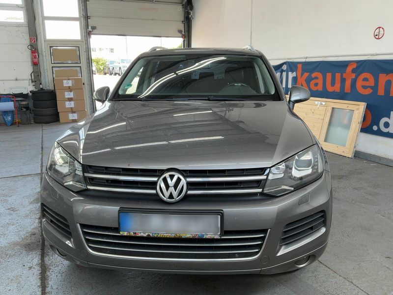 Volkswagen Touareg 3.0 V6 TDI BlueMotion Tech 2011 – снимка 14