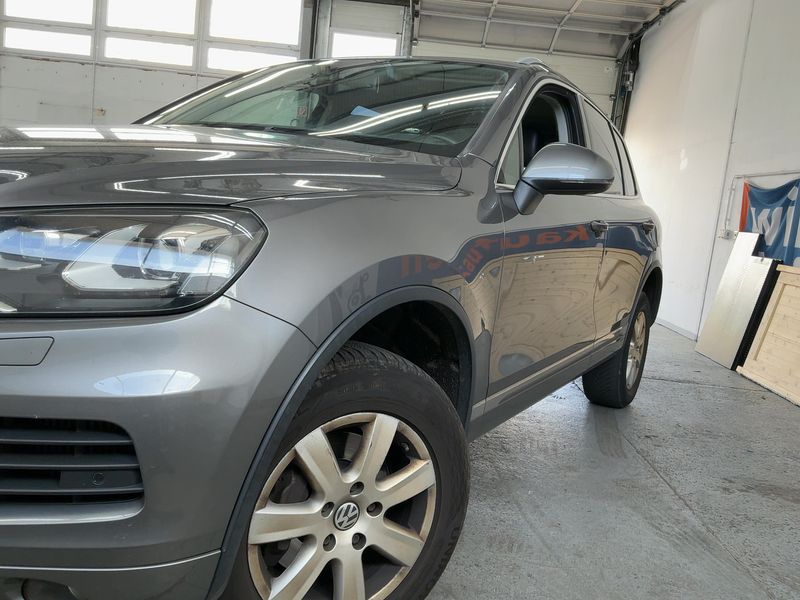 Volkswagen Touareg 3.0 V6 TDI BlueMotion Tech 2011 – снимка 2
