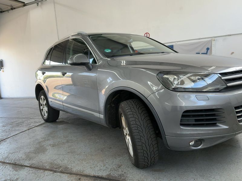 Volkswagen Touareg 3.0 V6 TDI BlueMotion Tech 2011 – снимка 12