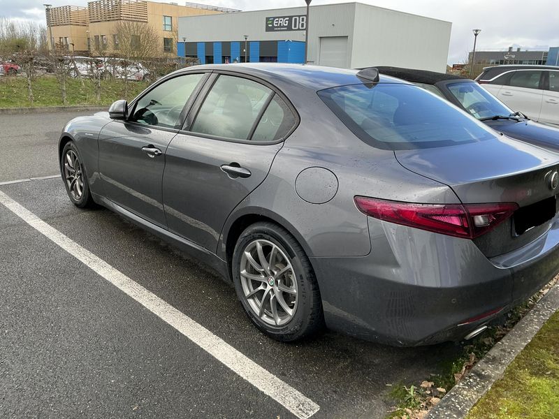 Alfa Romeo Giulia 2.2 JTDM Super 2020 – снимка 6