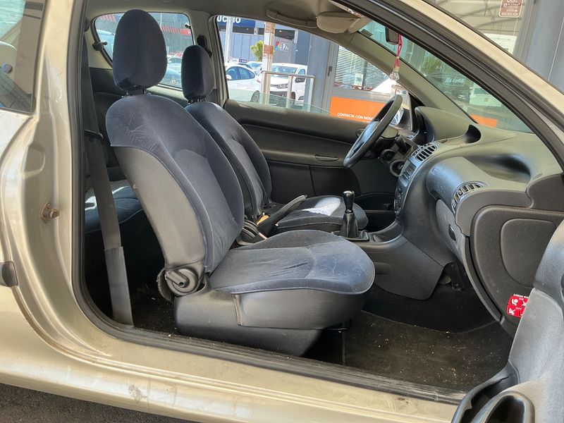 Peugeot 206 1.4 HDi X Line 2005 – снимка 3