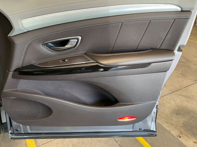 Renault Espace 1.6 dCi Energy Initiale Paris 2016 – снимка 27