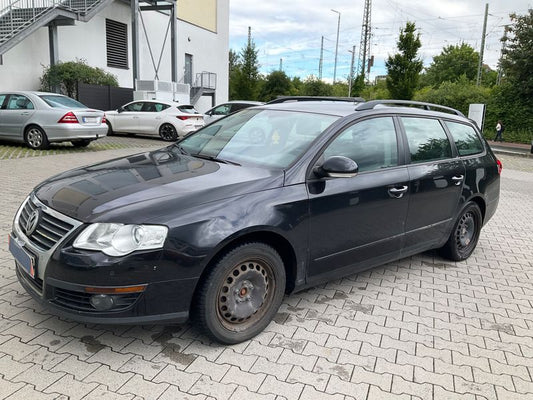 Volkswagen Passat 2.0 TDI Trendline 2009 – снимка 1
