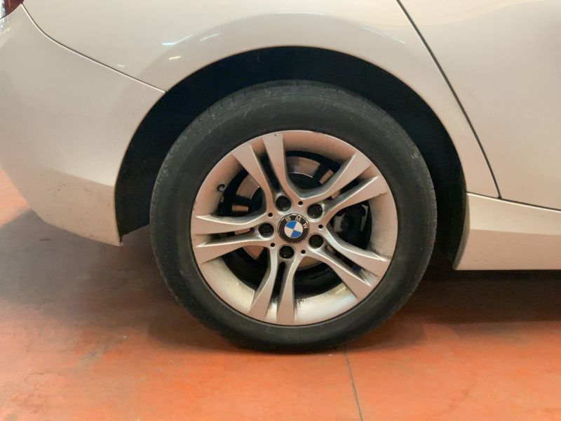 BMW 1er 118d 2015 – снимка 9