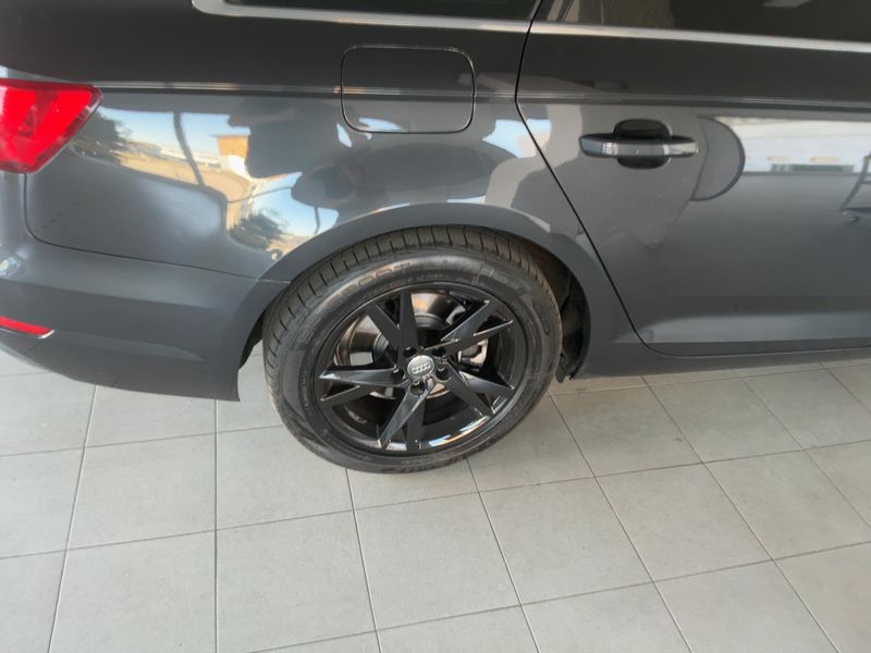 Audi A4 2.0 TDI quattro Sport 2016 – снимка 9