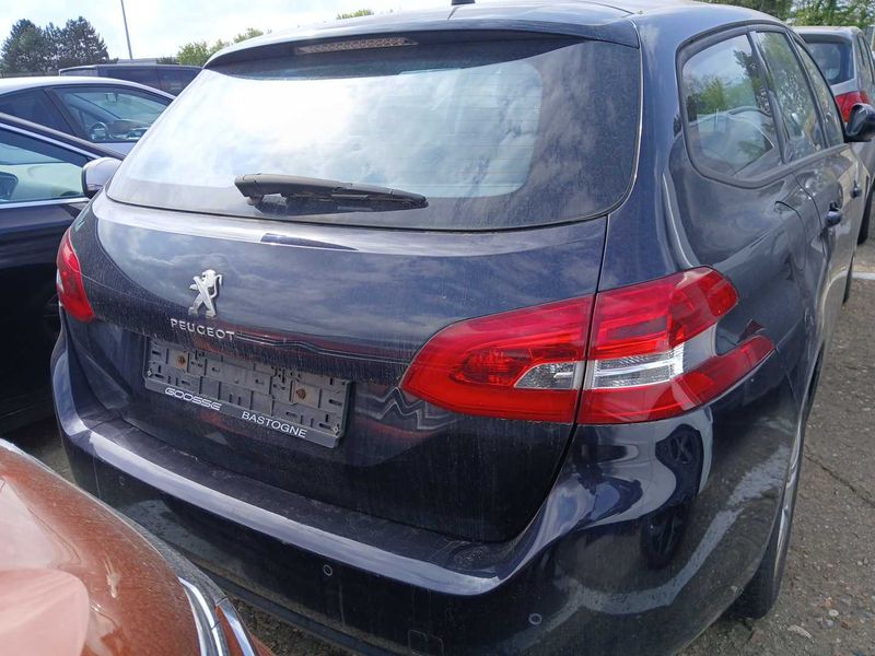 Peugeot 308 1.6 Blue-HDi 2017 – снимка 4