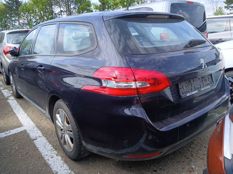 Peugeot 308 1.6 Blue-HDi 2017 – снимка 3