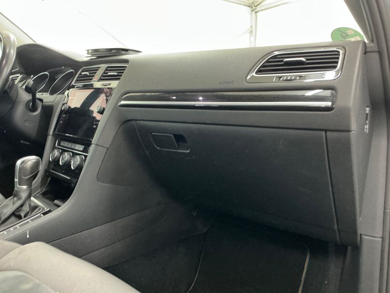 Volkswagen Golf VII 1.4 TSI Highline BlueMotion Tech 2017 – снимка 34