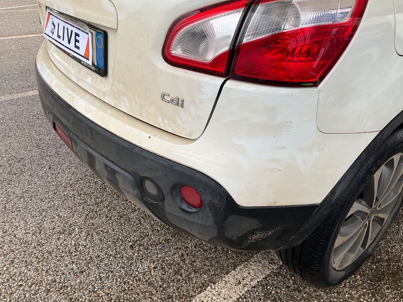 Nissan Qashqai 2.0 dCi Tekna 4x4 2010 – снимка 28