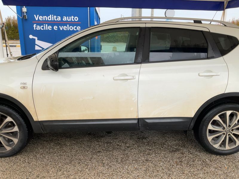 Nissan Qashqai 2.0 dCi Tekna 4x4 2010 – снимка 4