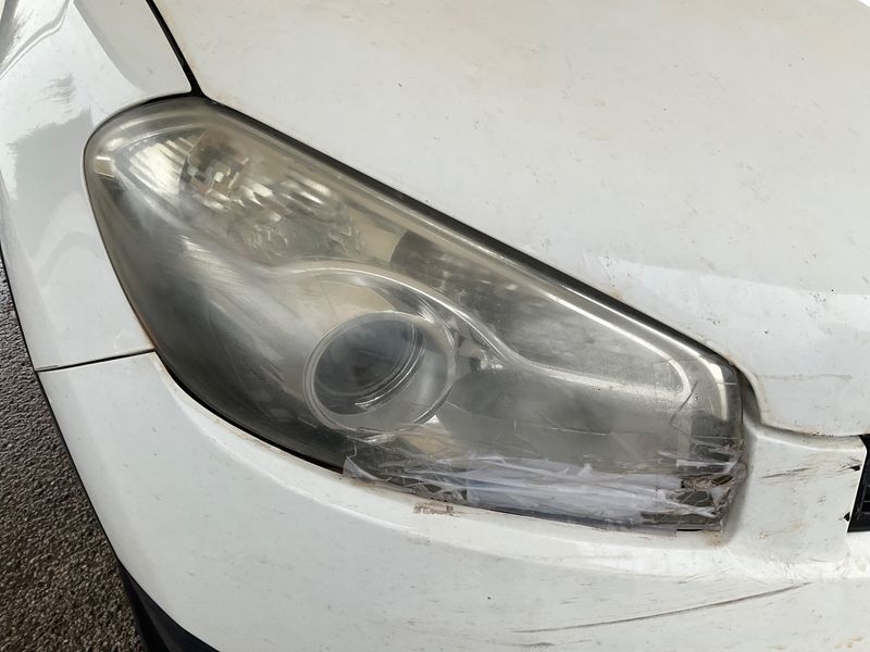 Nissan Qashqai 2.0 dCi Tekna 4x4 2010 – снимка 32