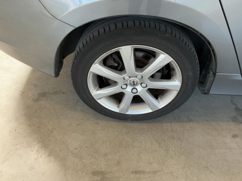 Volvo V60 2.0 D4 Linje Svart 2018 – снимка 9