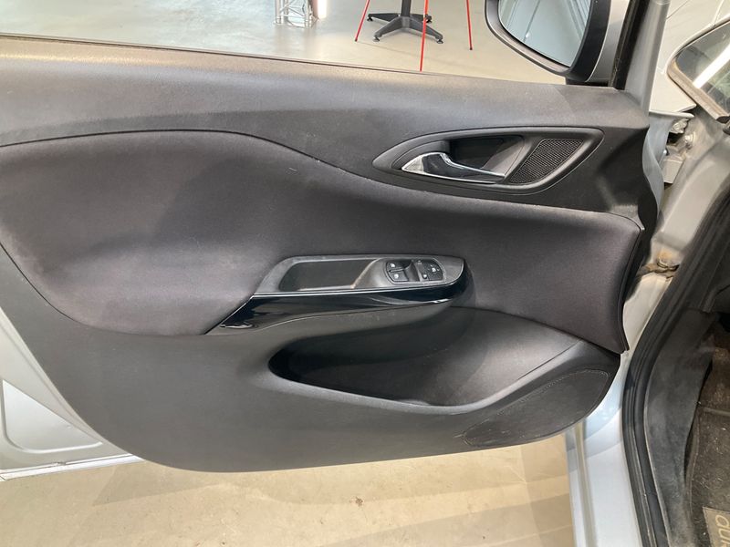 Opel Corsa 1.4 Innovation 2017 – снимка 25