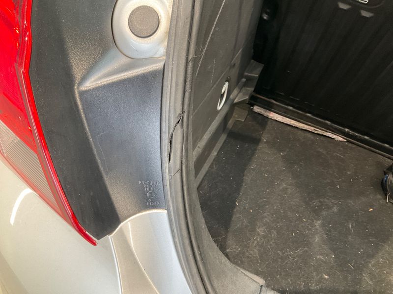 Opel Corsa 1.4 Innovation 2017 – снимка 32