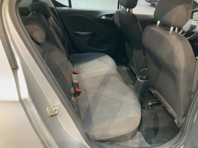 Opel Corsa 1.4 Innovation 2017 – снимка 19