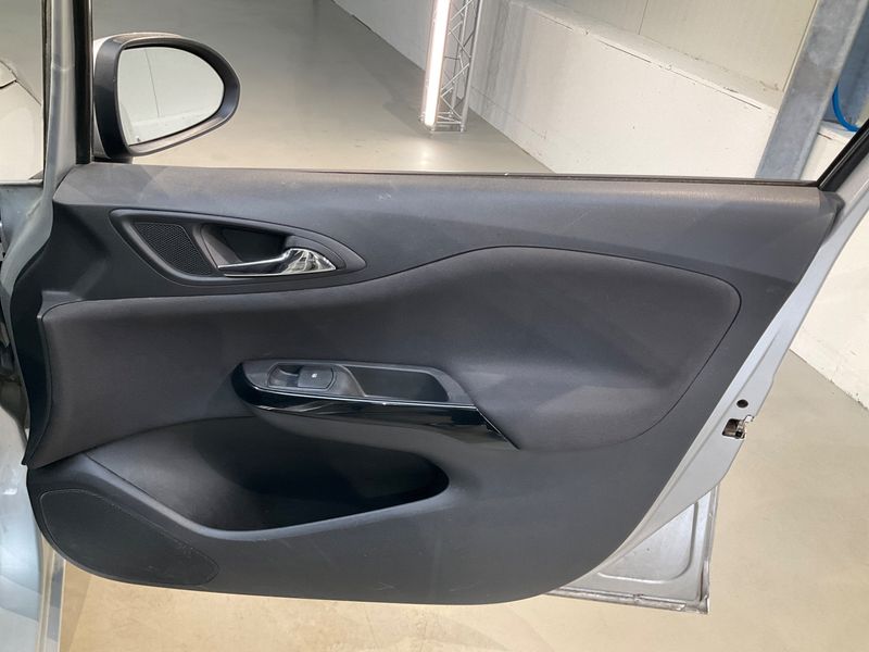 Opel Corsa 1.4 Innovation 2017 – снимка 22