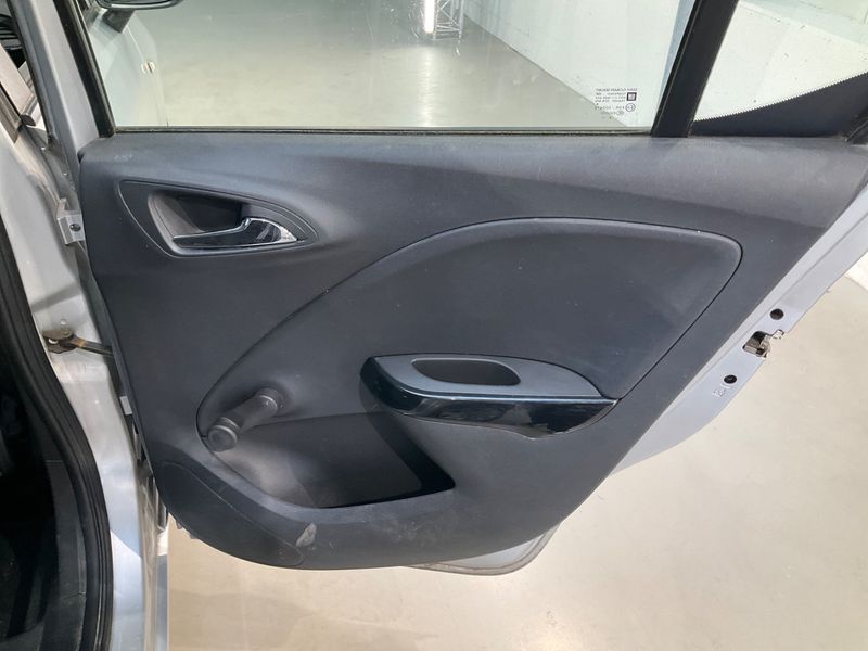Opel Corsa 1.4 Innovation 2017 – снимка 23