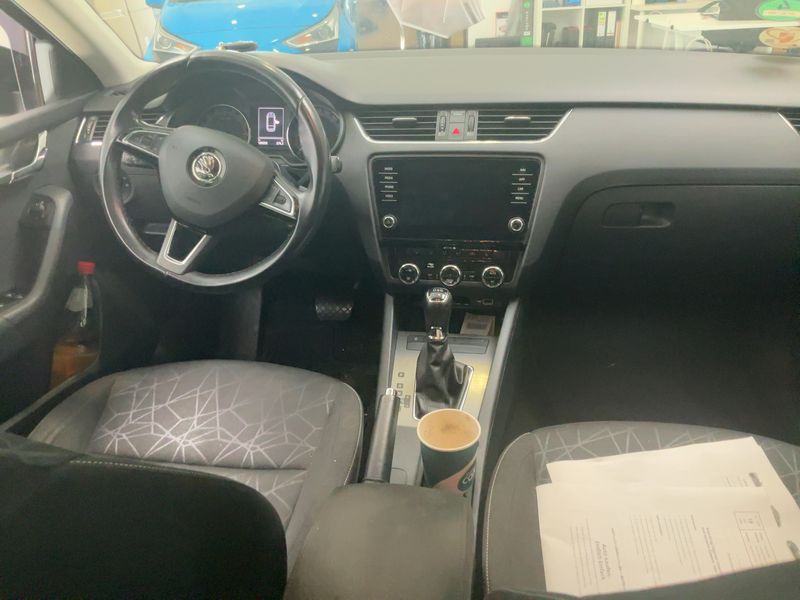 Skoda Octavia 1.6 TDI Clever 2018 – снимка 17