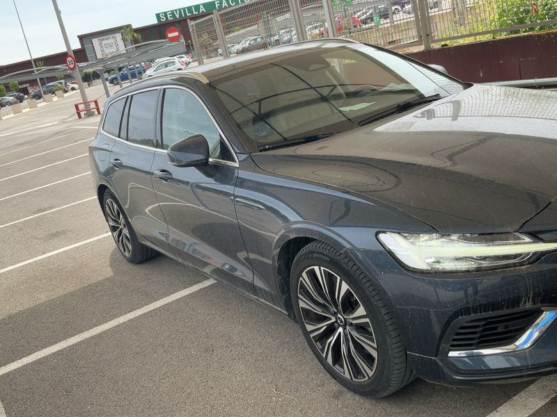 Volvo V60 2.0 T6 Recharge Plug-in Hybrid Plus Bright AWD 2022 – снимка 12