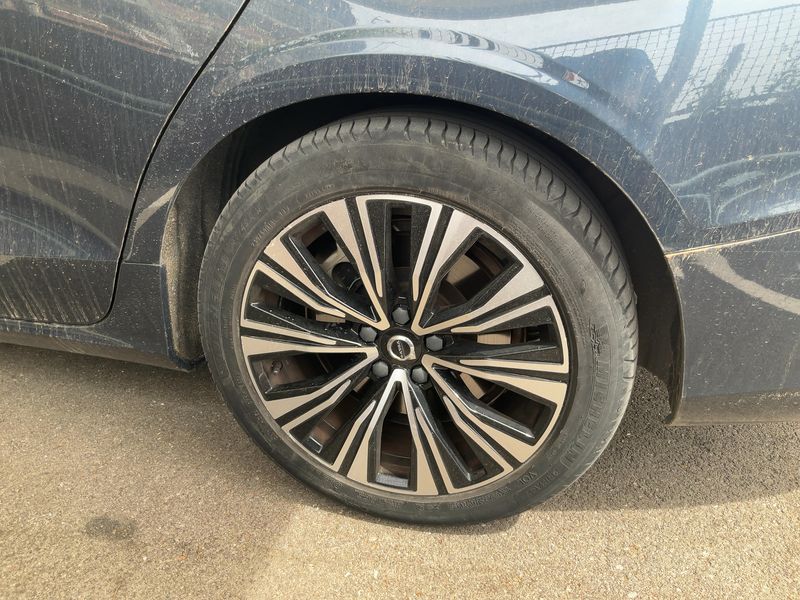 Volvo V60 2.0 T6 Recharge Plug-in Hybrid Plus Bright AWD 2022 – снимка 5
