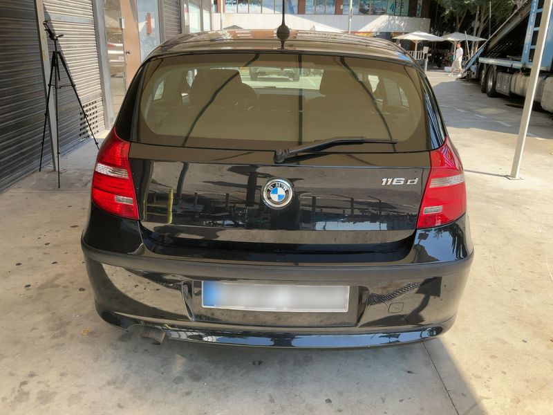 BMW 1er 116d 2010 – снимка 7