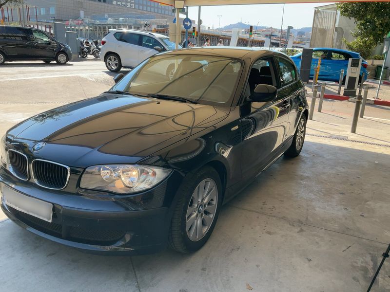 BMW 1er 116d 2010 – снимка 2
