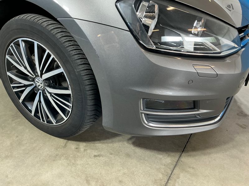 Volkswagen Golf VII 1.6 TDI Allstar BlueMotion Tech 2016 – снимка 35
