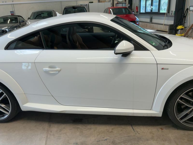 Audi TT 2.0 TDI Coupe ultra 2015 – снимка 10