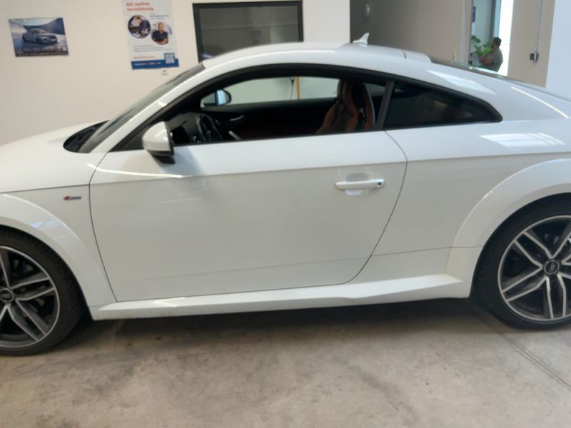 Audi TT 2.0 TDI Coupe ultra 2015 – снимка 4