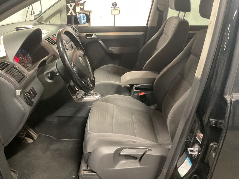 Volkswagen Touran 1.4 TSI Highline 2009 – снимка 3